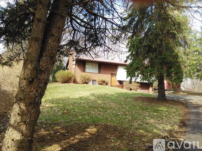 450 West Water Street 4 Beds Single Family Home for Rent - Photo gallery 2