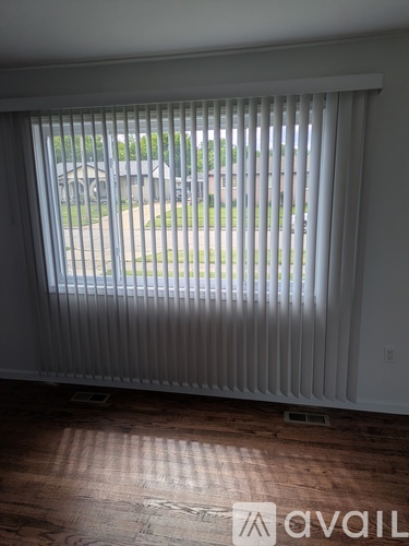 4021 Burns 3 Beds Apartment for Rent - Photo gallery 2
