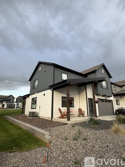 77 Horseshoe Loop 3 Beds Apartment for Rent