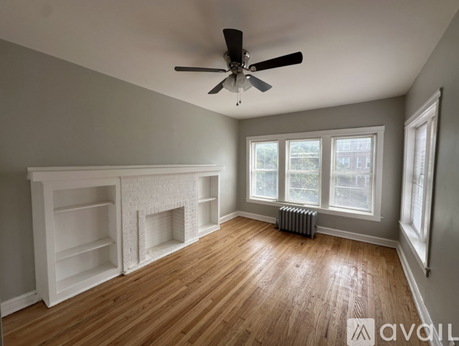 4900 N St Louis Ave 2 Beds Apartment for Rent - Photo gallery 1
