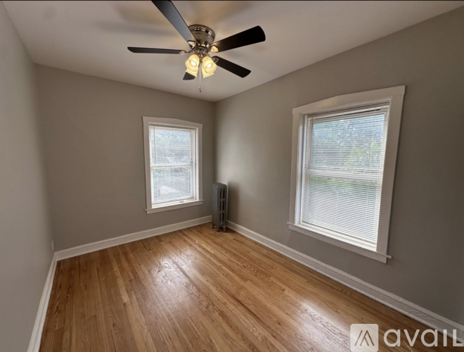 4900 N St Louis Ave 2 Beds Apartment for Rent - Photo gallery 4
