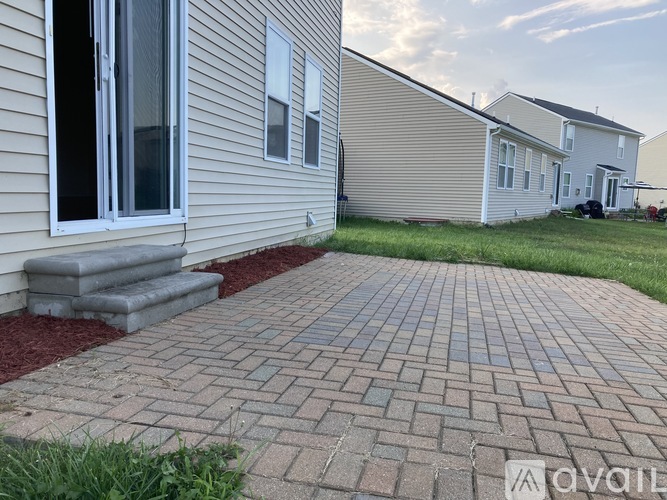 8413 Walnut Hill 4 Beds Single Family Home for Rent - Photo gallery 3