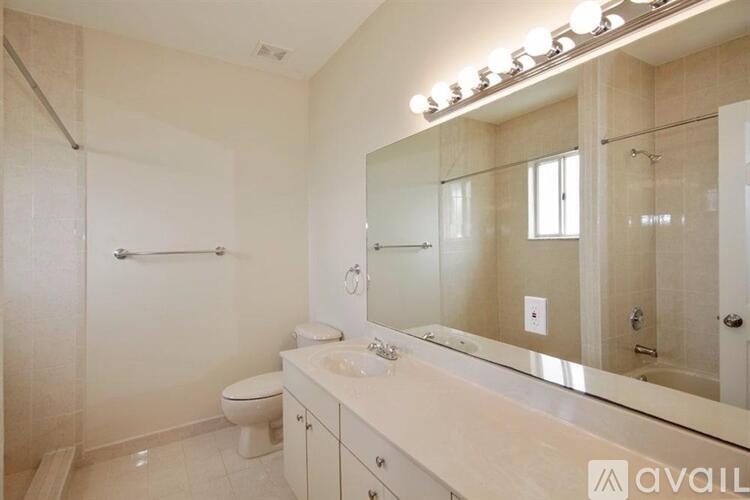 3400 Paxton Ridge Dr 4 Beds Single Family Home for Rent - Photo gallery 3