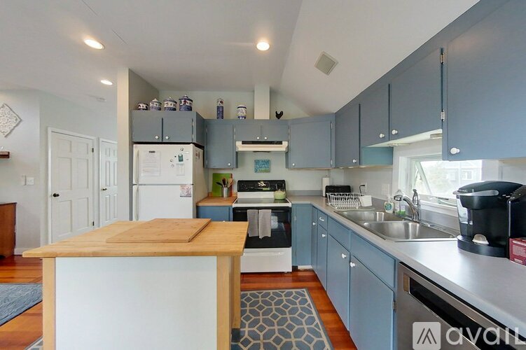 23 Warren Ave 2 Beds Apartment for Rent - Photo gallery 2