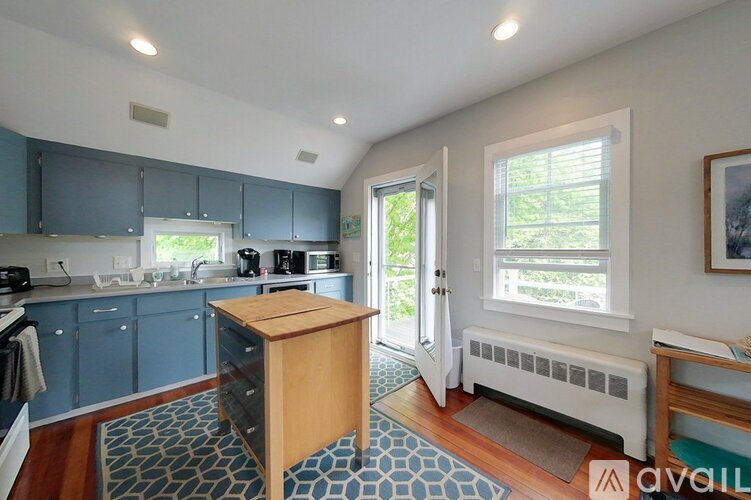 23 Warren Ave 2 Beds Apartment for Rent - Photo gallery 3