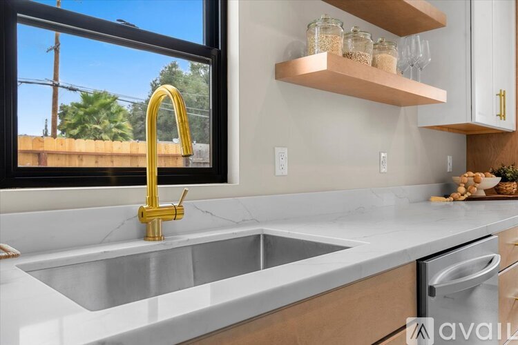 206 Olive Street 1 Single Family Home for Rent - Photo gallery 5