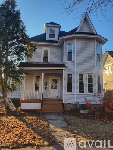 1041 12th Ave SE 2 Beds Apartment for Rent - Photo gallery 1