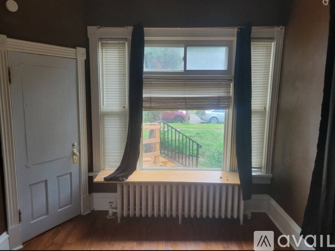 1041 12th Ave SE 2 Beds Apartment for Rent - Photo gallery 3