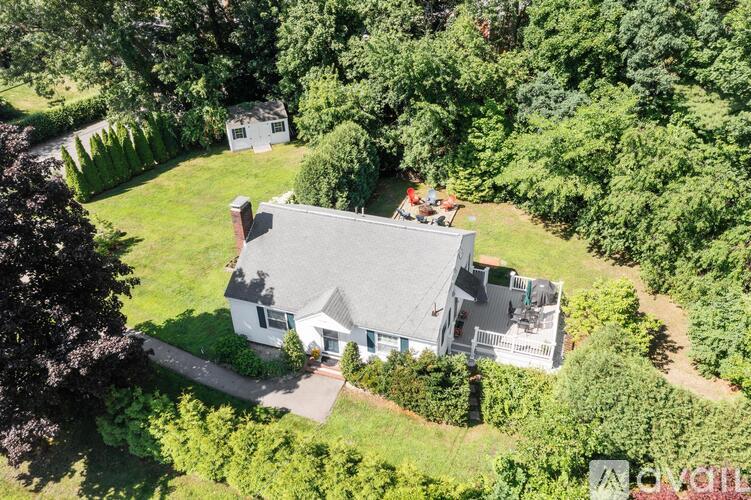 68 Oak Hill Road 2 Beds Single Family Home for Rent - Photo gallery 2