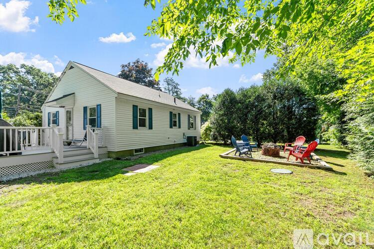 68 Oak Hill Road 2 Beds Single Family Home for Rent - Photo gallery 4