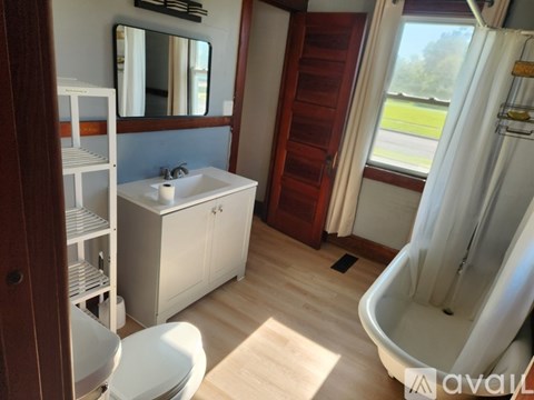 5818 Broadway 4 Beds Apartment for Rent