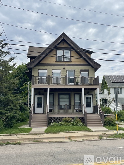 1812 Winnebago St 2 Beds Apartment for Rent - Photo gallery 1