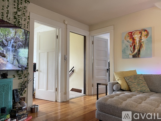 1812 Winnebago St 2 Beds Apartment for Rent - Photo gallery 4