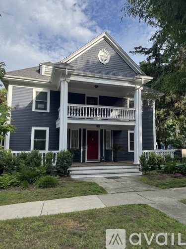 161 Highland Avenue 6 Beds Single Family Home for Rent - Photo gallery 1