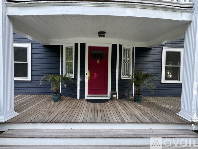 161 Highland Avenue 6 Beds Single Family Home for Rent - Photo gallery 4