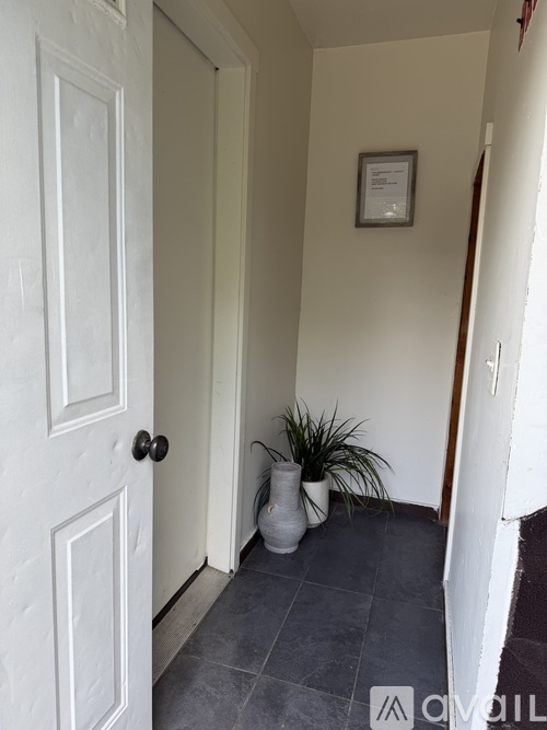 203 Hilldale Avenue 2 Beds Apartment for Rent - Photo gallery 1