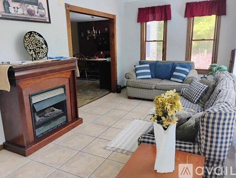 12 Cedarcrest Drive 5 Beds Apartment for Rent