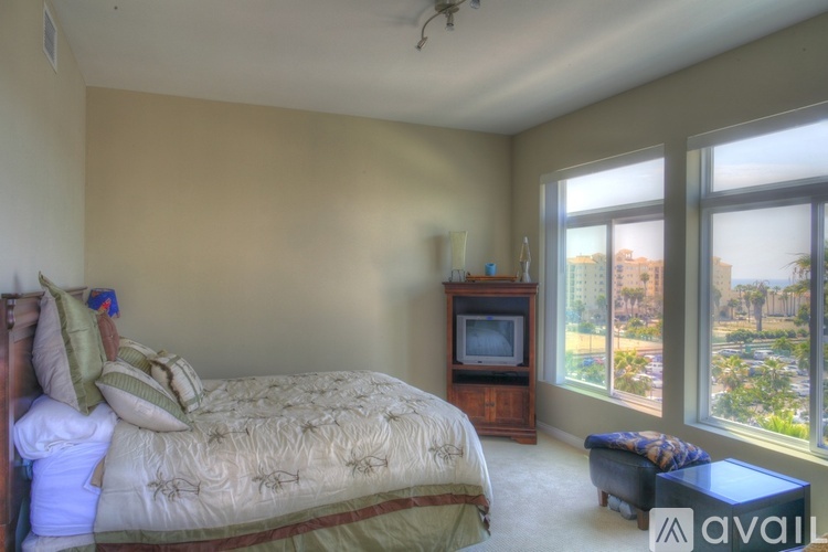 301 Mission Avenue 2 Beds Condo for Rent - Photo gallery 2