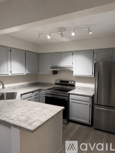 55 Bay Drive 1 Condo for Rent - Photo gallery 1