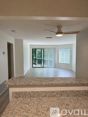 55 Bay Drive 1 Condo for Rent - Photo gallery 2