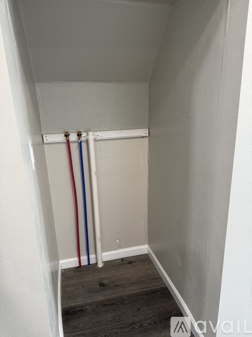 228 North Main Street 2 Beds Apartment for Rent - Photo gallery 3