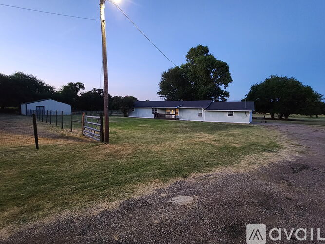 9517 County Road 419 3 Beds Single Family Home for Rent - Photo gallery 3