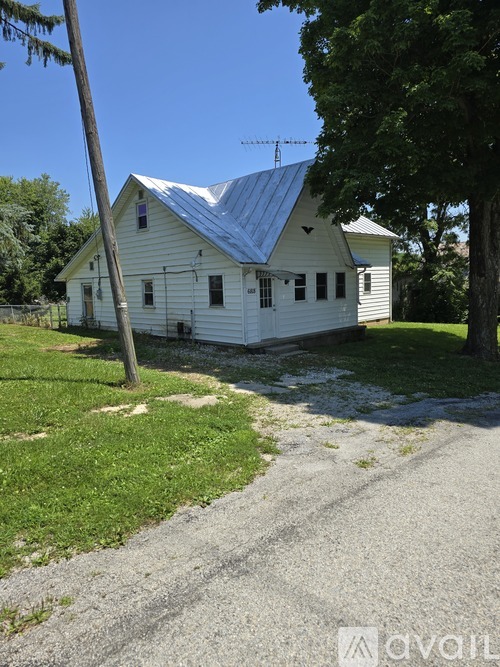 6818 East 700 South 4 Beds Single Family Home for Rent - Photo gallery 1