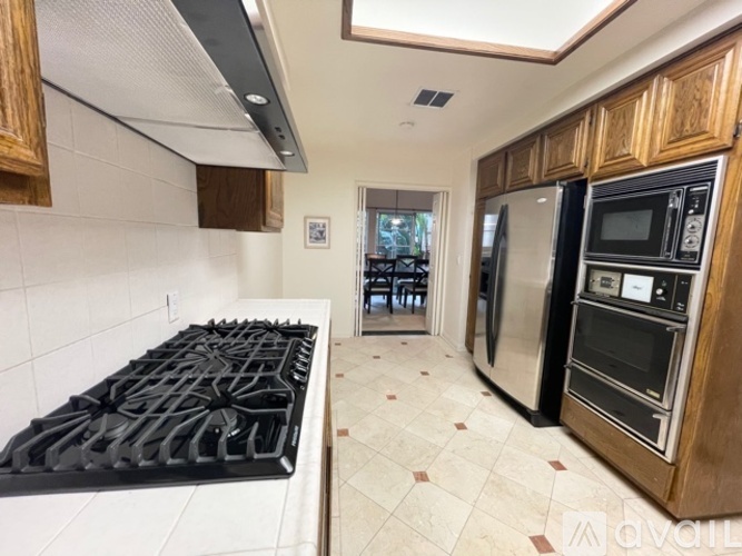 10308 Almayo Avenue 2 Beds Apartment for Rent - Photo gallery 3