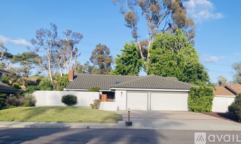 726 Santa Rufina Drive 3 Beds Apartment for Rent