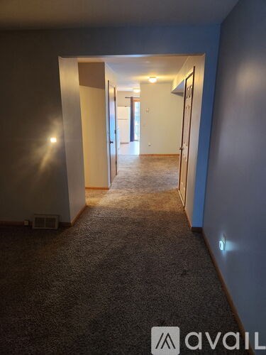 3311 North Sheridan Avenue 2 Beds Apartment for Rent