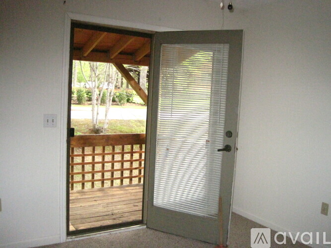 204 Laurel Cir Dr 2 Beds Apartment for Rent - Photo gallery 3