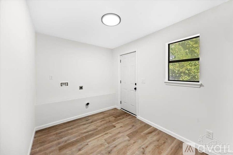 5149 Crestwood Road 3 Beds Apartment for Rent - Photo gallery 5