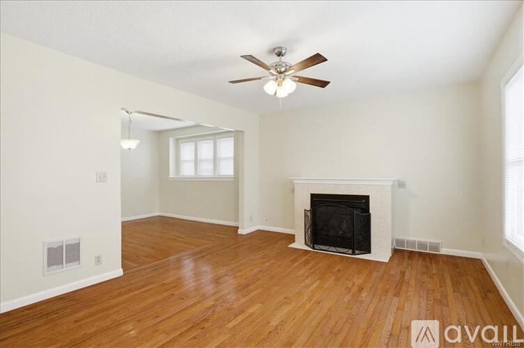 315 Crestwood Avenue 2 Beds Apartment for Rent - Photo gallery 5
