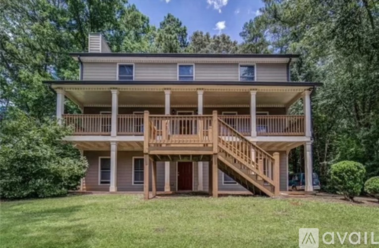 6472 Swift Creek Drive 5 Beds Single Family Home for Rent - Photo gallery 1