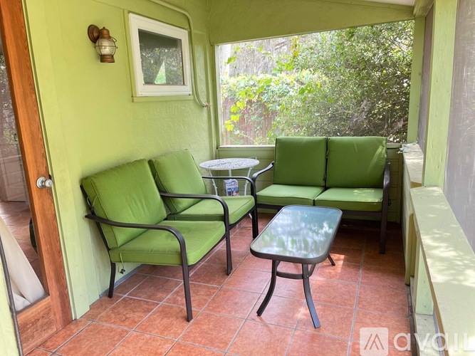 1158 Hawthorne Avenue 2 Beds Single Family Home for Rent - Photo gallery 5