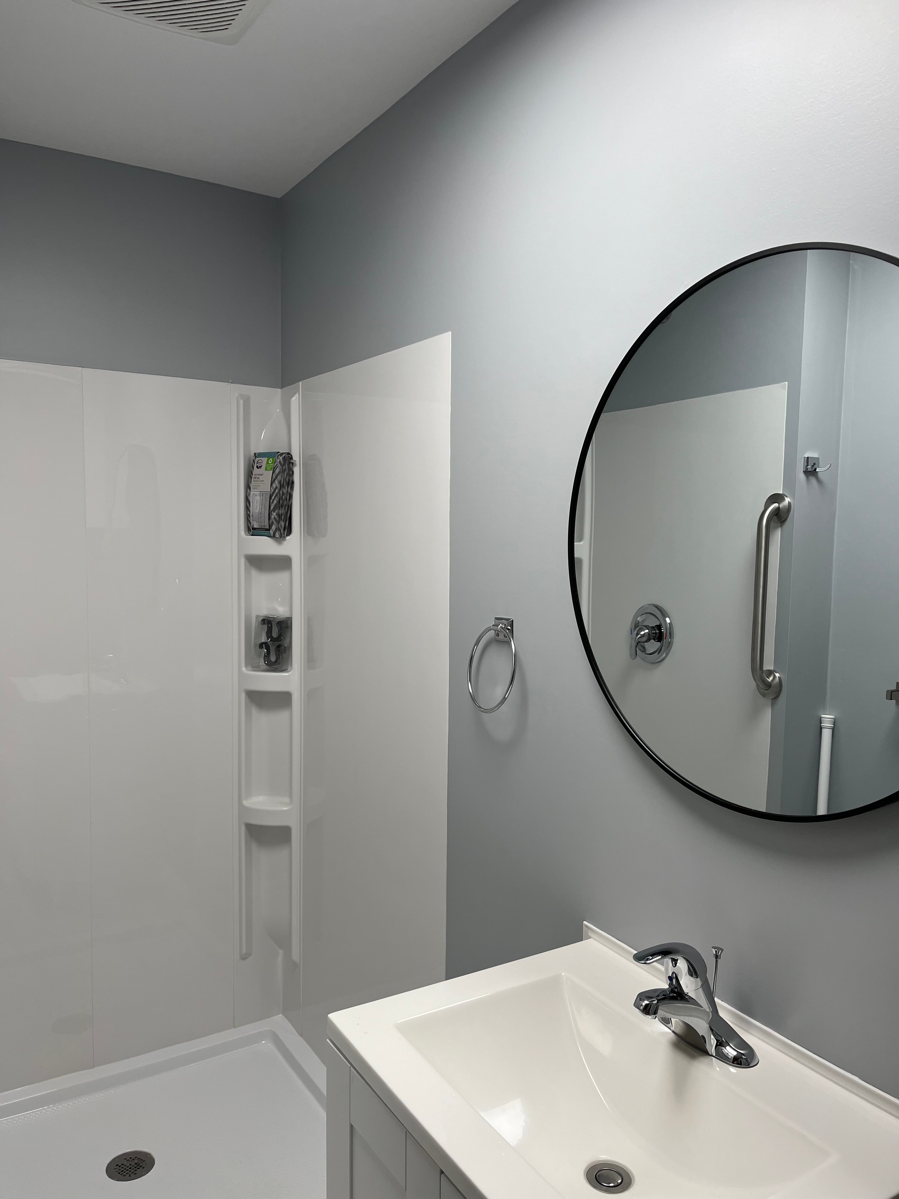 163.3 N Greenleaf St Studio Apartment for Rent - Photo gallery 4