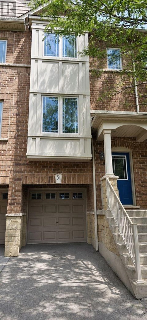 51 - 25 VIKING DRIVE 2 Beds Apartment for Rent