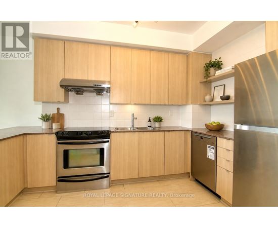 3204 - 33 LOMBARD STREET 3 Beds Apartment, Condo, Home for Rent - Photo gallery 4