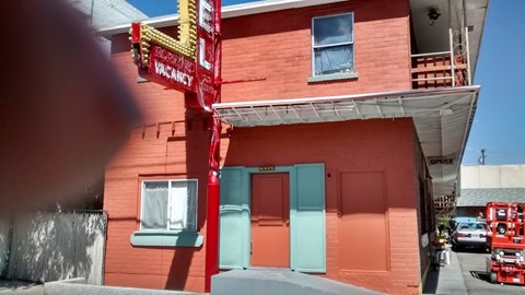 611 W. Second Street Studio Apartment for Rent