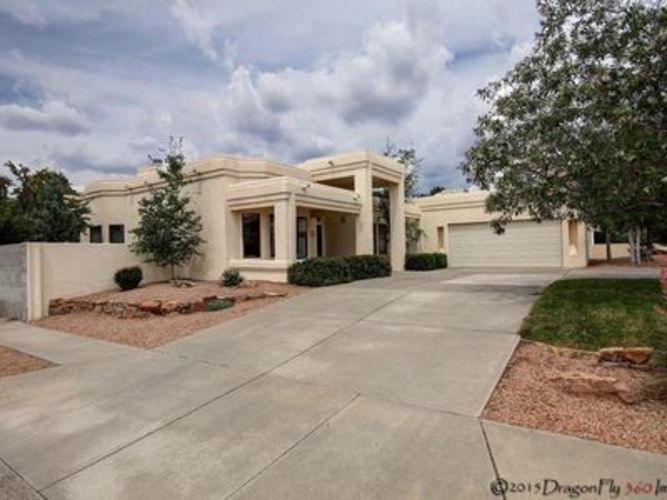 9101 Mabry Avenue Northeast 3 Beds Single Family Home for Rent - Photo gallery 1