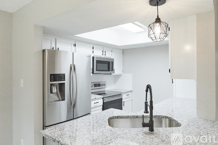 107 Killam Ct 2 Beds Apartment for Rent - Photo gallery 2