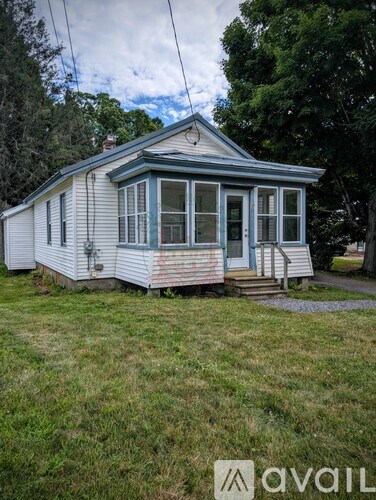 39 Kennebec Street 3 Beds Apartment for Rent