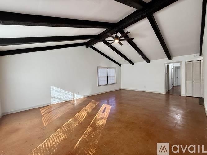2003 Cenwood Drive 3 Beds Single Family Home for Rent - Photo gallery 3