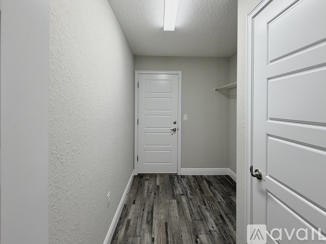210 Locust Lane Pass 3 Beds Single Family Home for Rent - Photo gallery 1