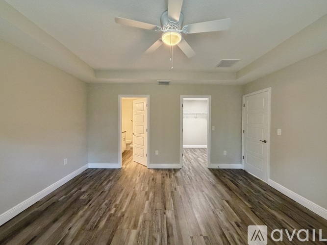 210 Locust Lane Pass 3 Beds Single Family Home for Rent - Photo gallery 2