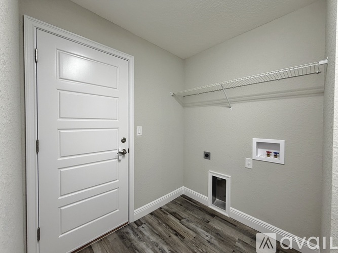 210 Locust Lane Pass 3 Beds Single Family Home for Rent - Photo gallery 5