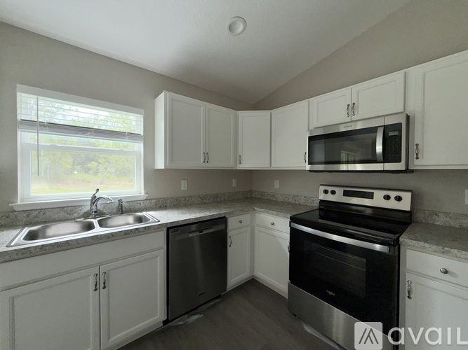 853 Marion Oaks Mnr 3 Beds Single Family Home for Rent - Photo gallery 2