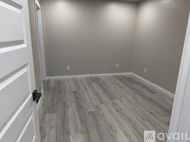 8111 Wilkens Lane 3 Beds Townhouse for Rent - Photo gallery 4