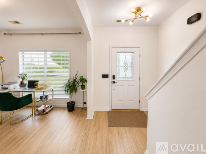 404 Calabash Lane 4 Beds Single Family Home for Rent - Photo gallery 3