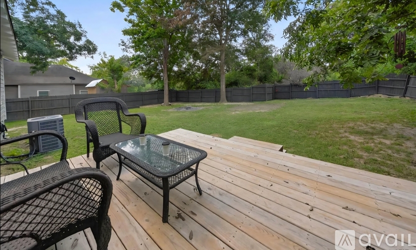 105 Holcomb Street 2 Beds Single Family Home for Rent - Photo gallery 2